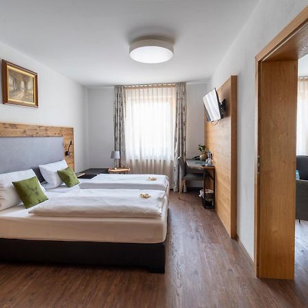 Hotel Zum Ehem. Koenigl. Bayr. Forsthaus วาล์ดซัสเซน ภายนอก รูปภาพ