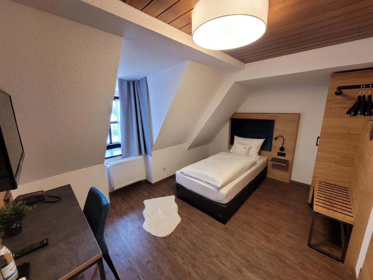 Hotel Zum Ehem. Koenigl. Bayr. Forsthaus วาล์ดซัสเซน ภายนอก รูปภาพ