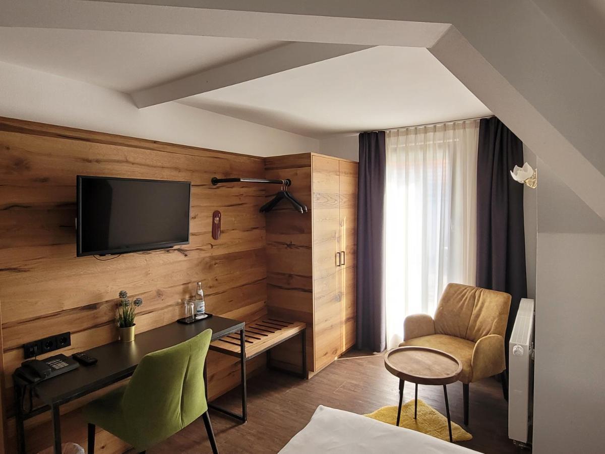 Hotel Zum Ehem. Koenigl. Bayr. Forsthaus วาล์ดซัสเซน ภายนอก รูปภาพ